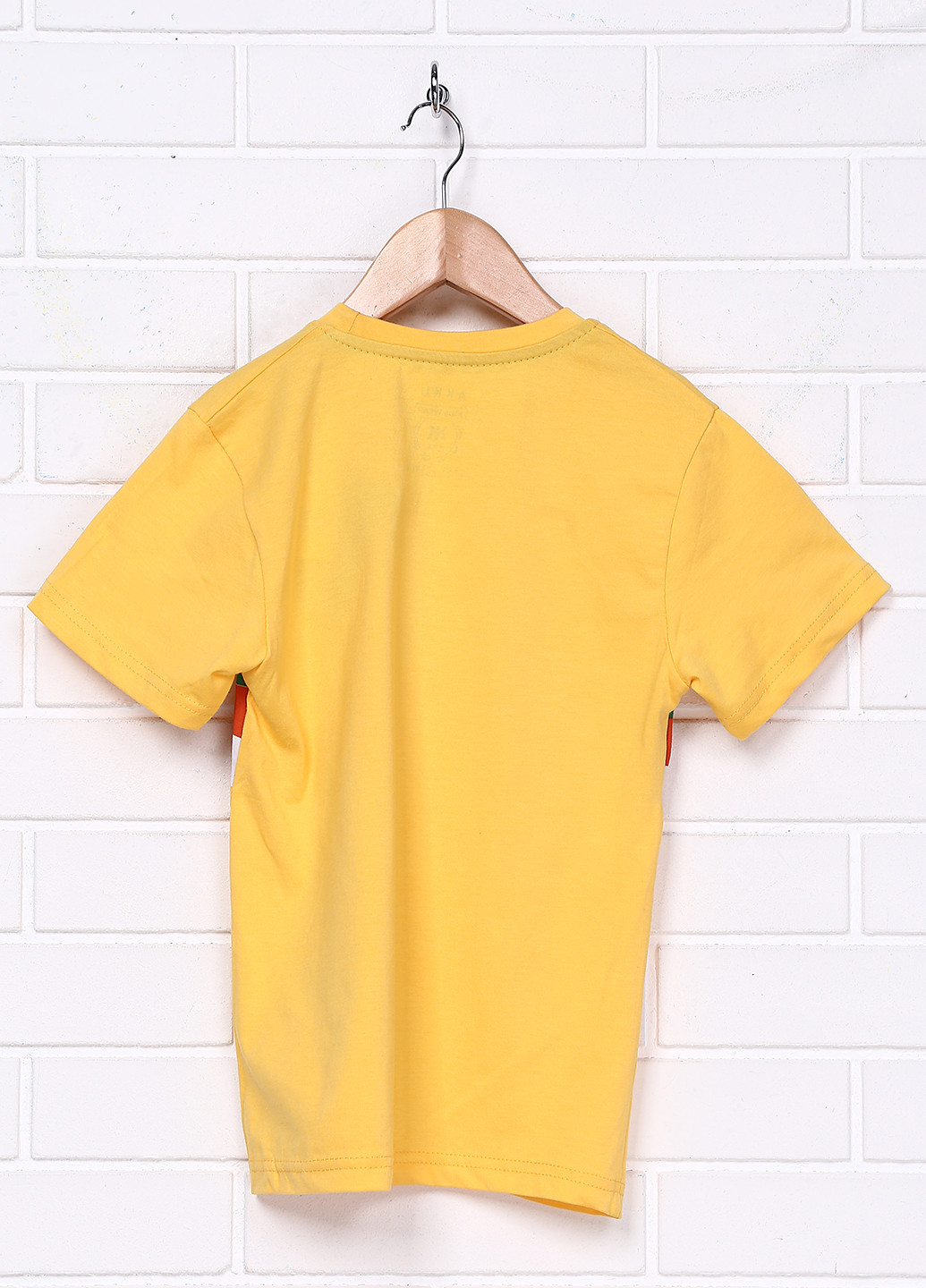 Желтая летняя футболка с коротким рукавом Akku