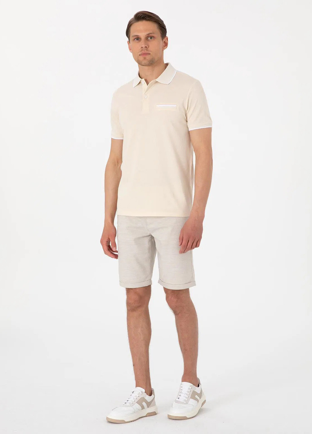 Бежевая футболка-поло для мужчин Pierre Cardin однотонная