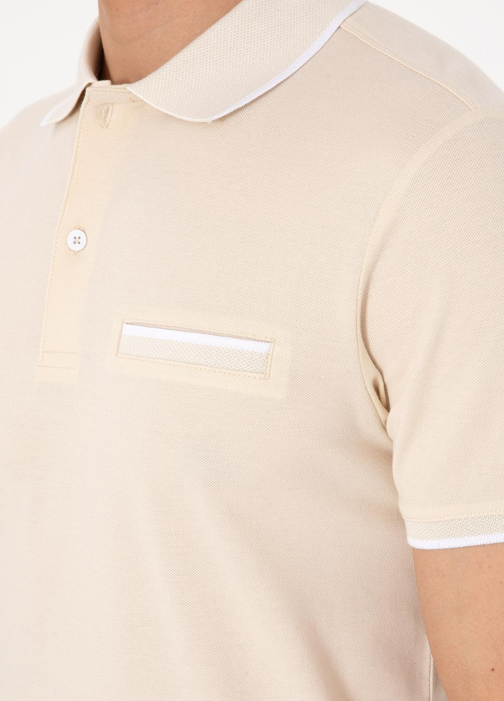 Бежевая футболка-поло для мужчин Pierre Cardin однотонная