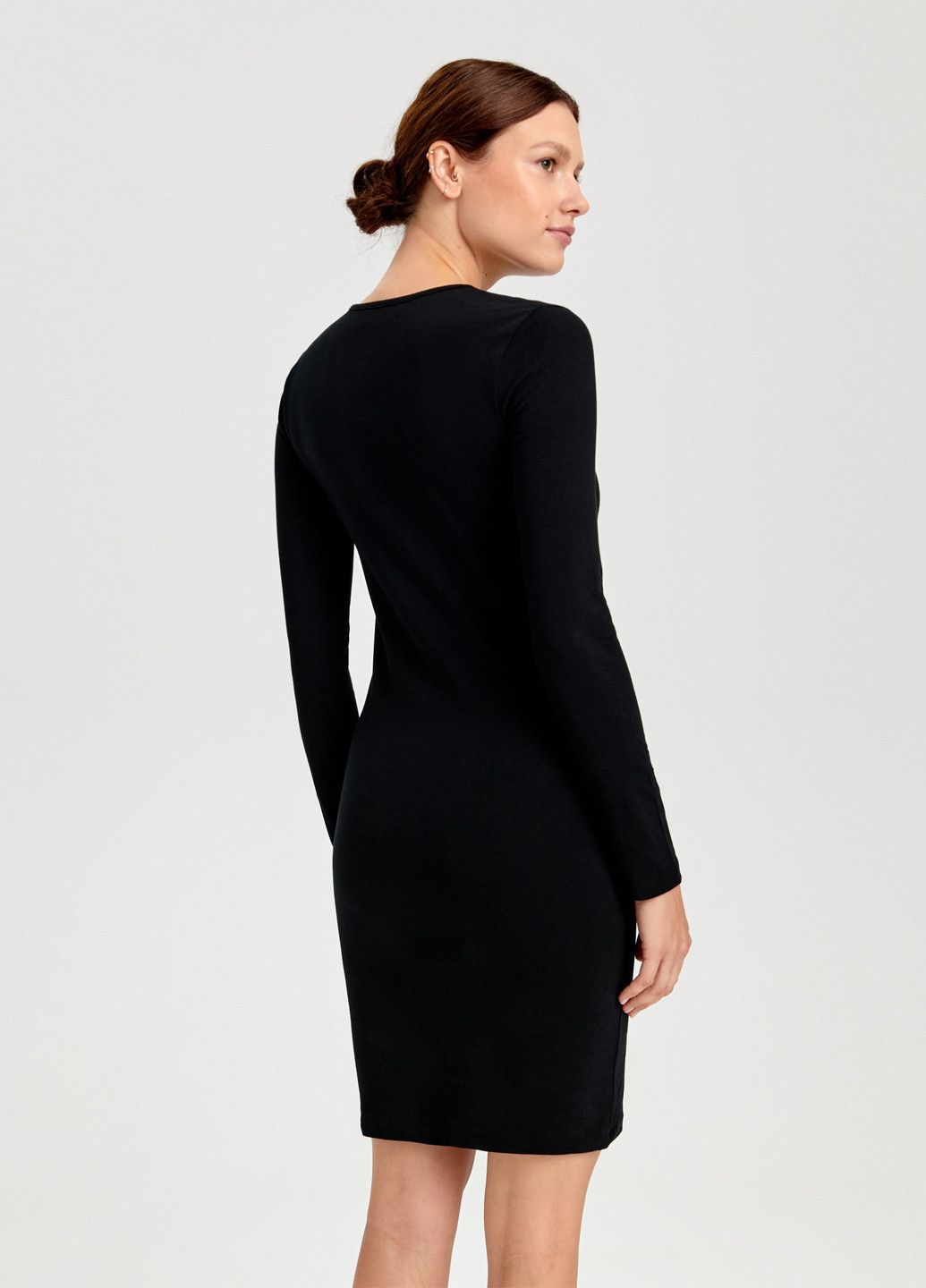 Чорна кежуал сукня футляр Sinsay однотонна