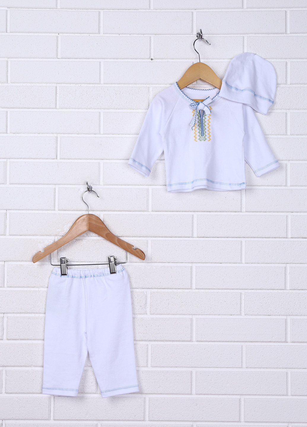 Белый демисезонный комплект (кофта, брюки, шапка) Baby Art