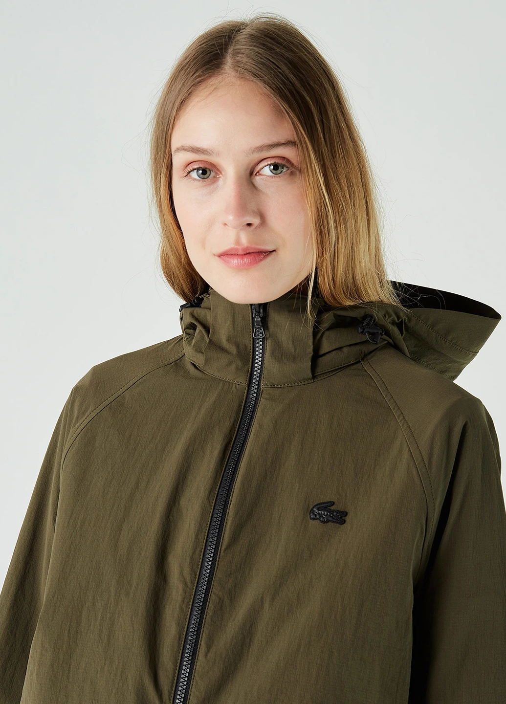 Оливкова (хакі) демісезонна куртка Lacoste