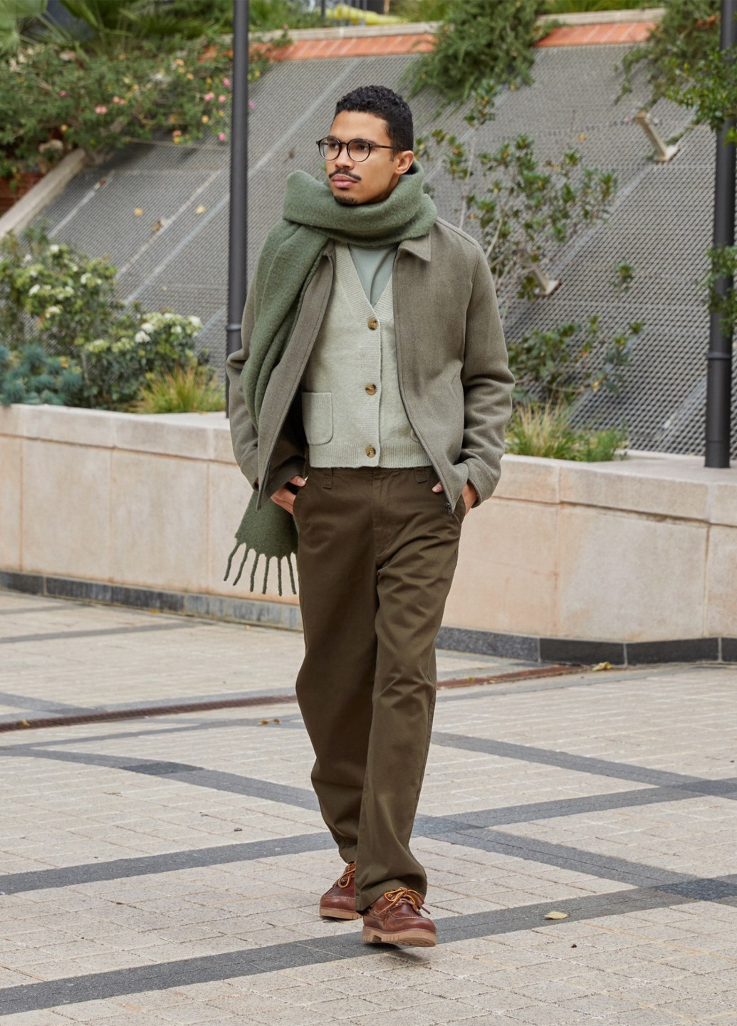 Серо-зеленая демисезонная куртка куртка-пиджак Uniqlo