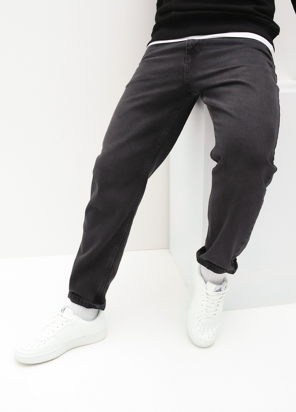 Темно-серые демисезонные джинсы Figo