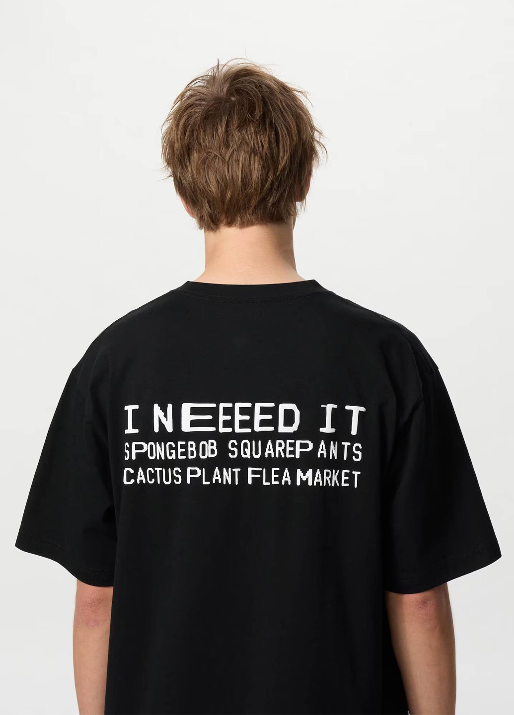 Черная футболка Uniqlo