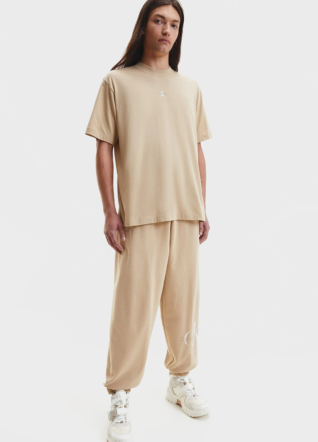 Бежевые кэжуал демисезонные джоггеры брюки Calvin Klein Jeans