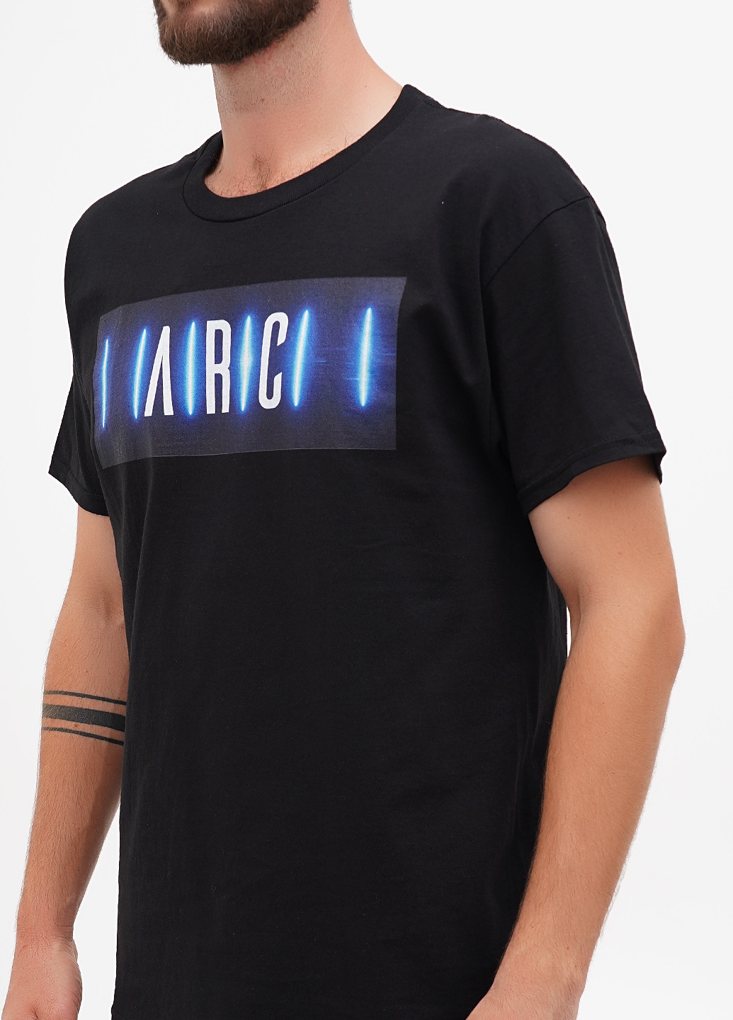 Черная футболка Hanes