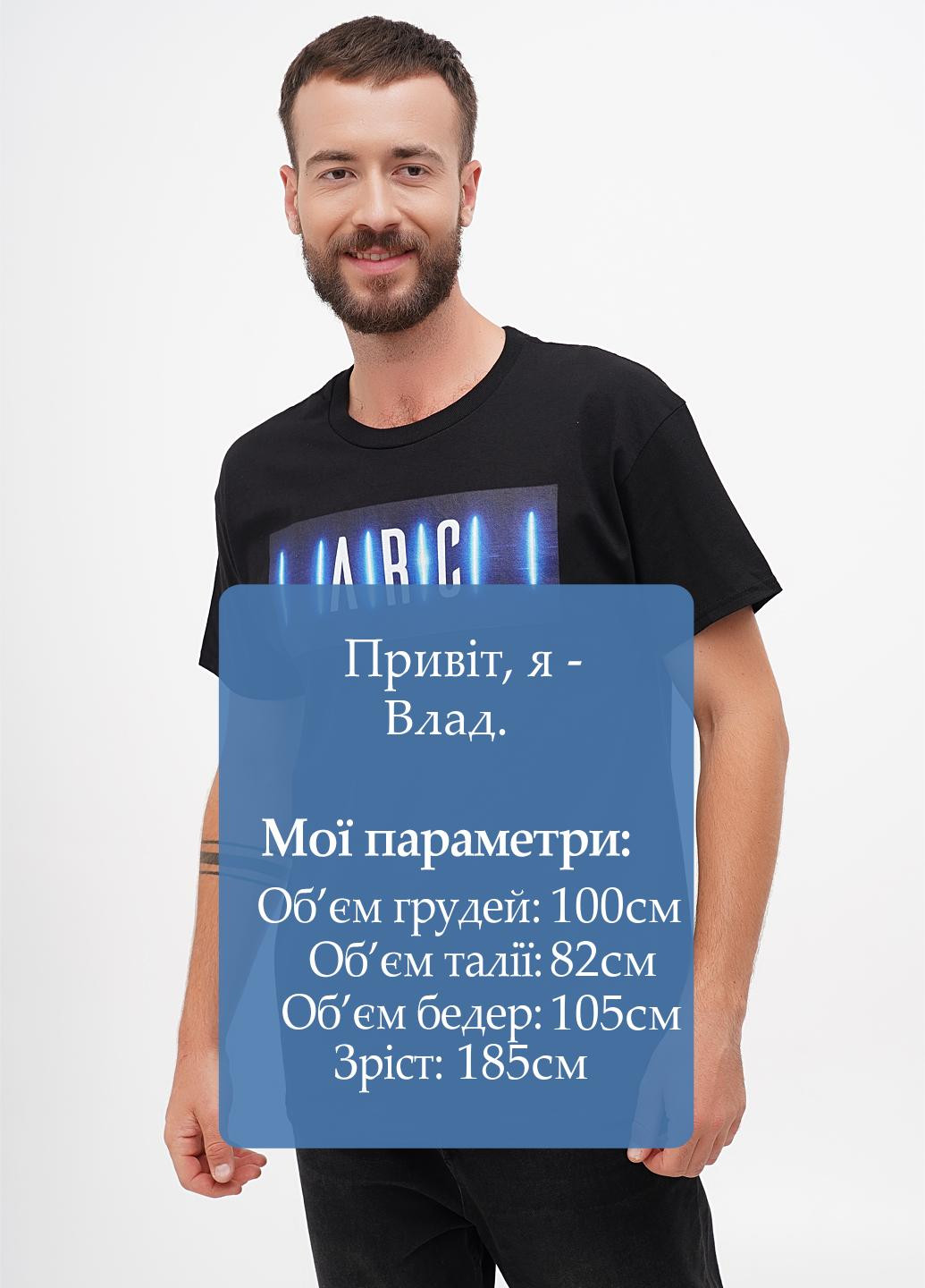 Черная футболка Hanes