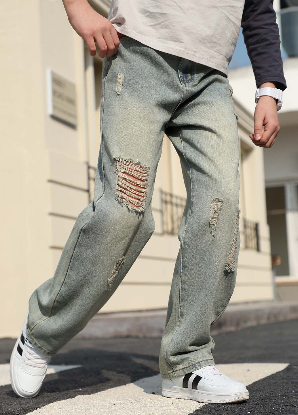 Голубые демисезонные прямые джинсы SHEIN