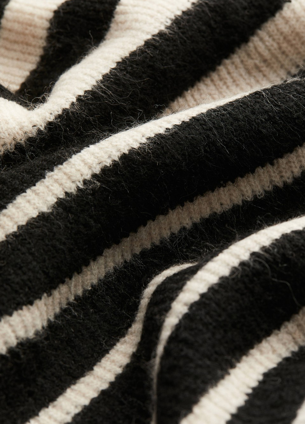 Черно-белое кэжуал платье платье-свитер H&M в полоску