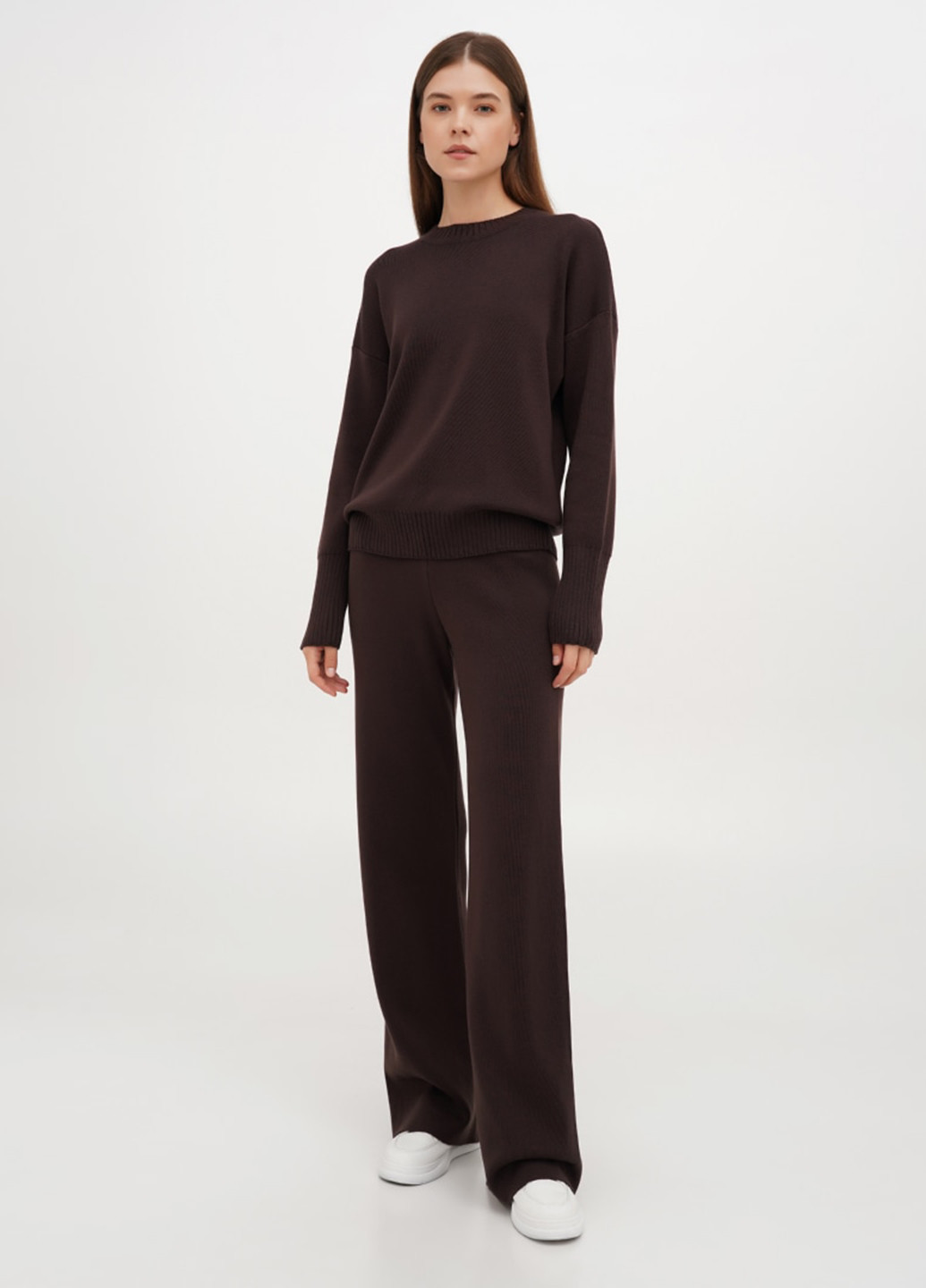 Темно-коричневый демисезонный свитер джемпер ESSME