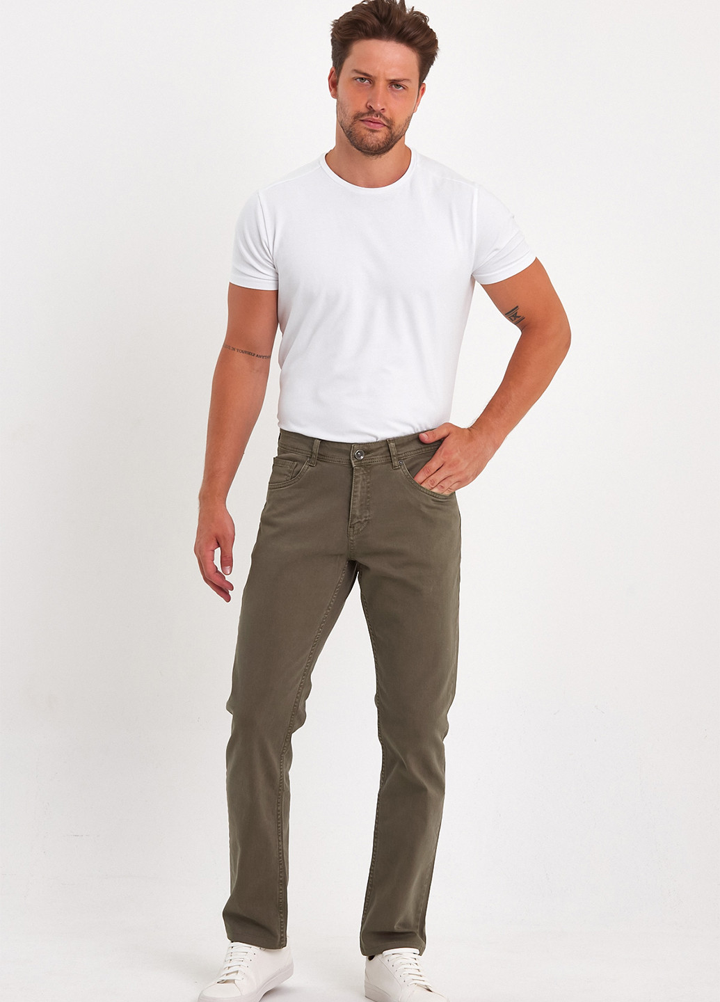 Оливковые демисезонные регюлар фит джинсы Trend Collection