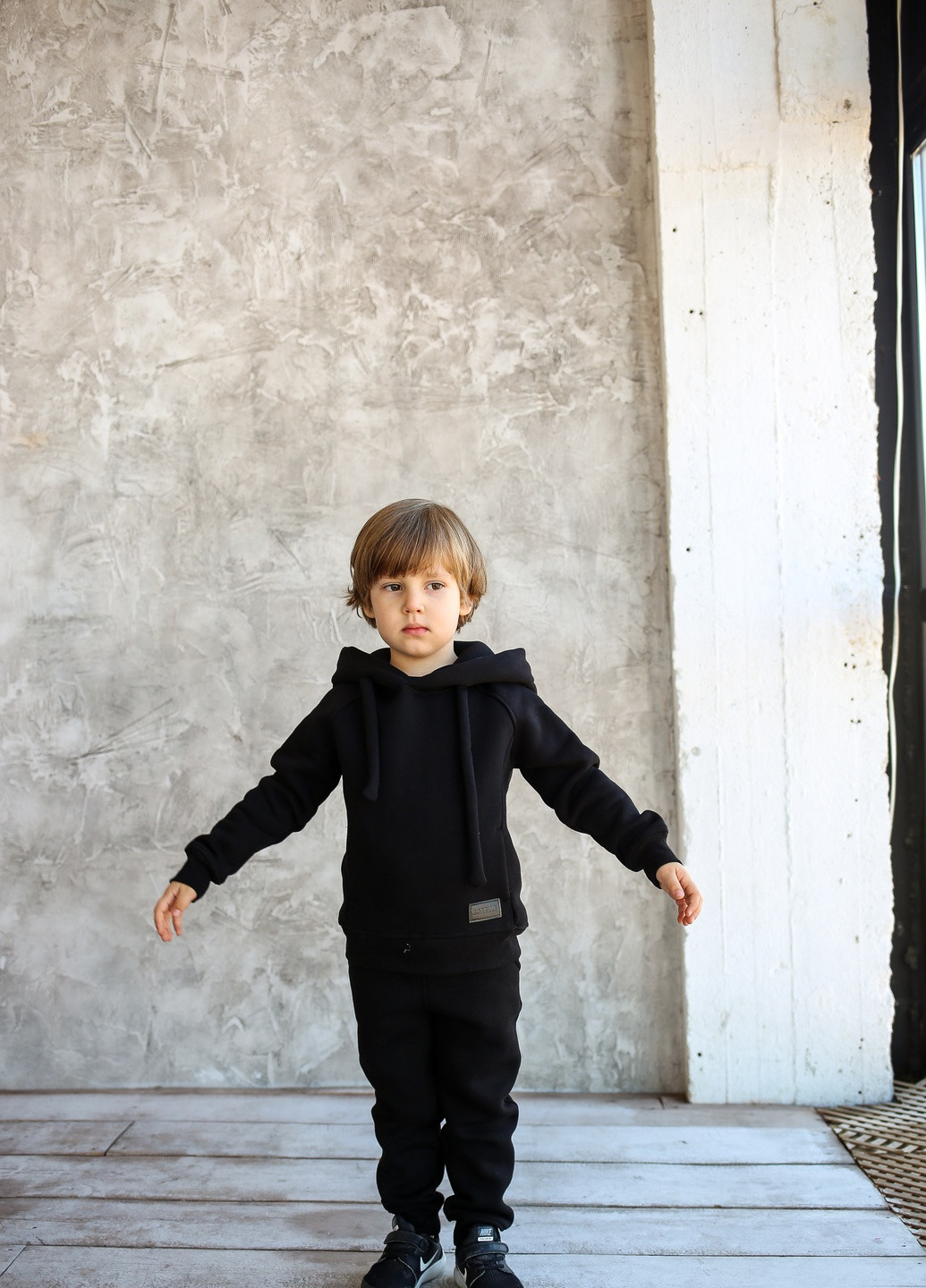 Чорний зимній теплий дитячий костюм на флісі Sorelle