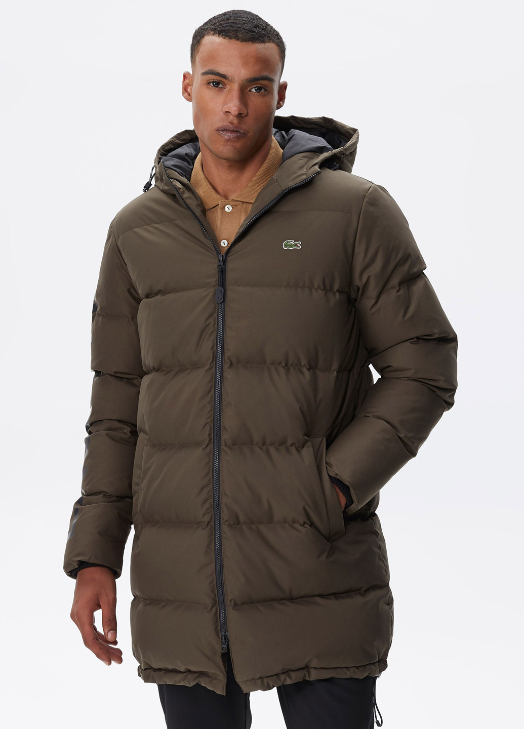 Коричнева демісезонна куртка Lacoste