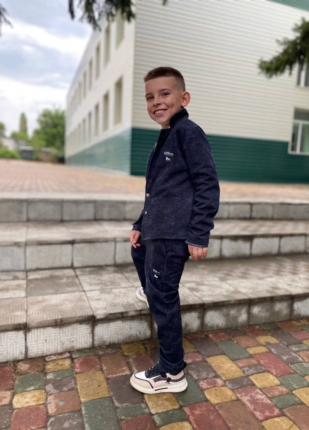 Серый демисезонный костюм (пиджак, брюки) брючный BRAZERS