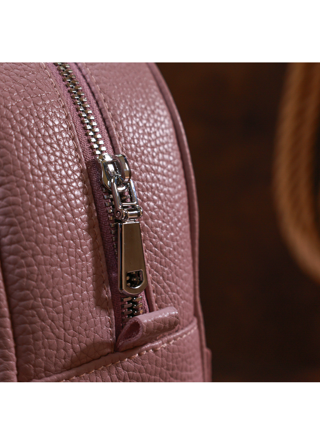 Жіночий шкіряний рюкзак 21х28х9 см Shvigel (253490829)