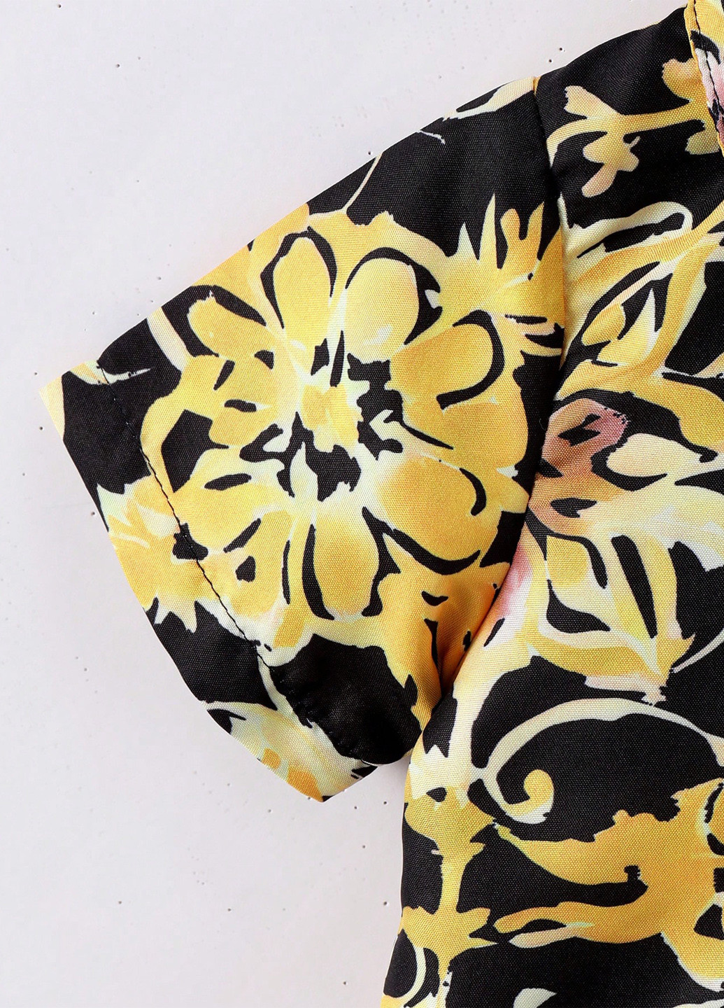 Комбинированный летний комплект (рубашка, шорты) SHEIN