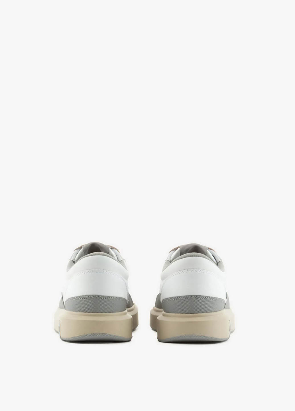 Білі кросівки Armani Exchange