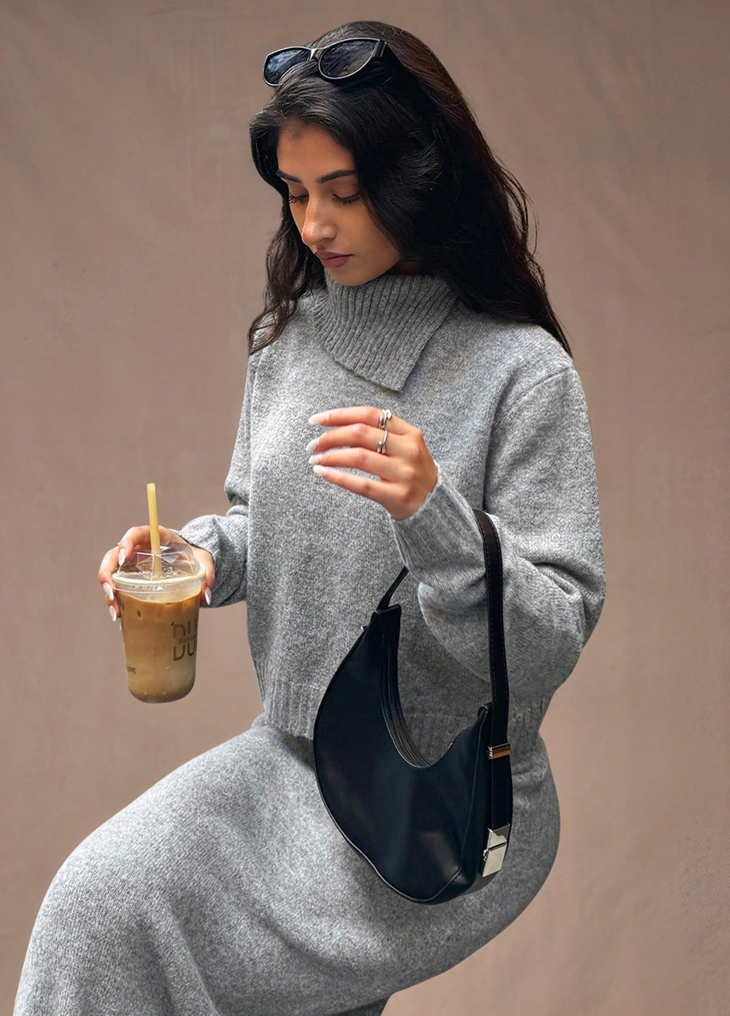 Сірий демісезонний светр SHEIN