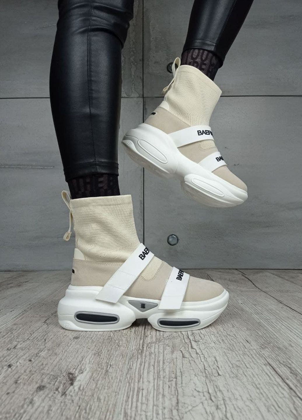 Осенние ботинки Aelida тканевые