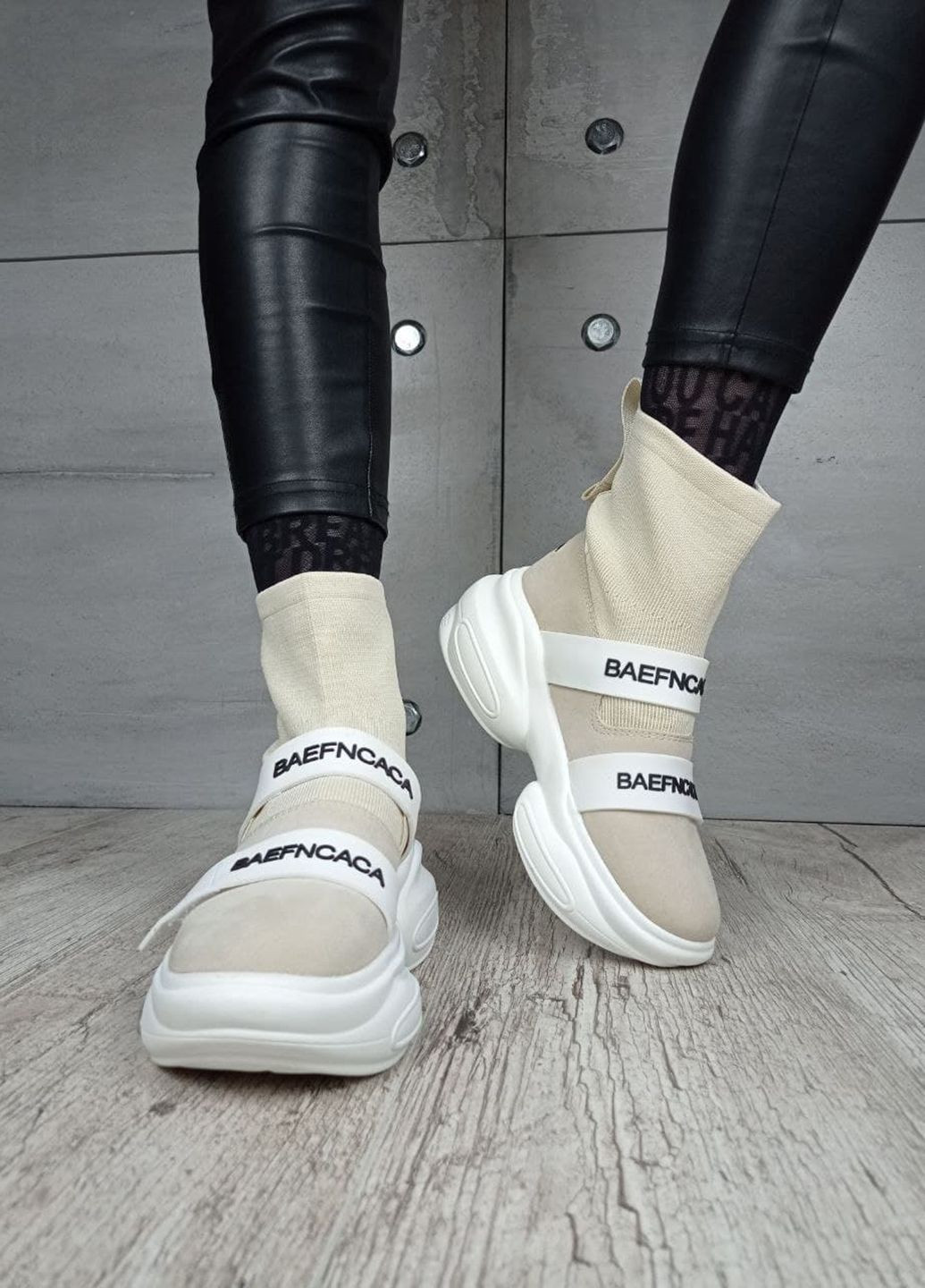 Осенние ботинки Aelida тканевые