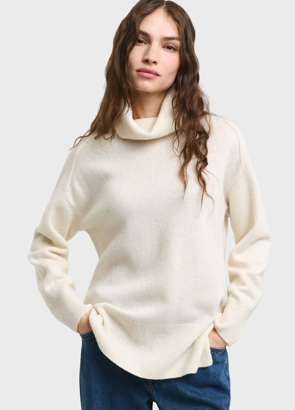 Кремовий зимовий светр Gant