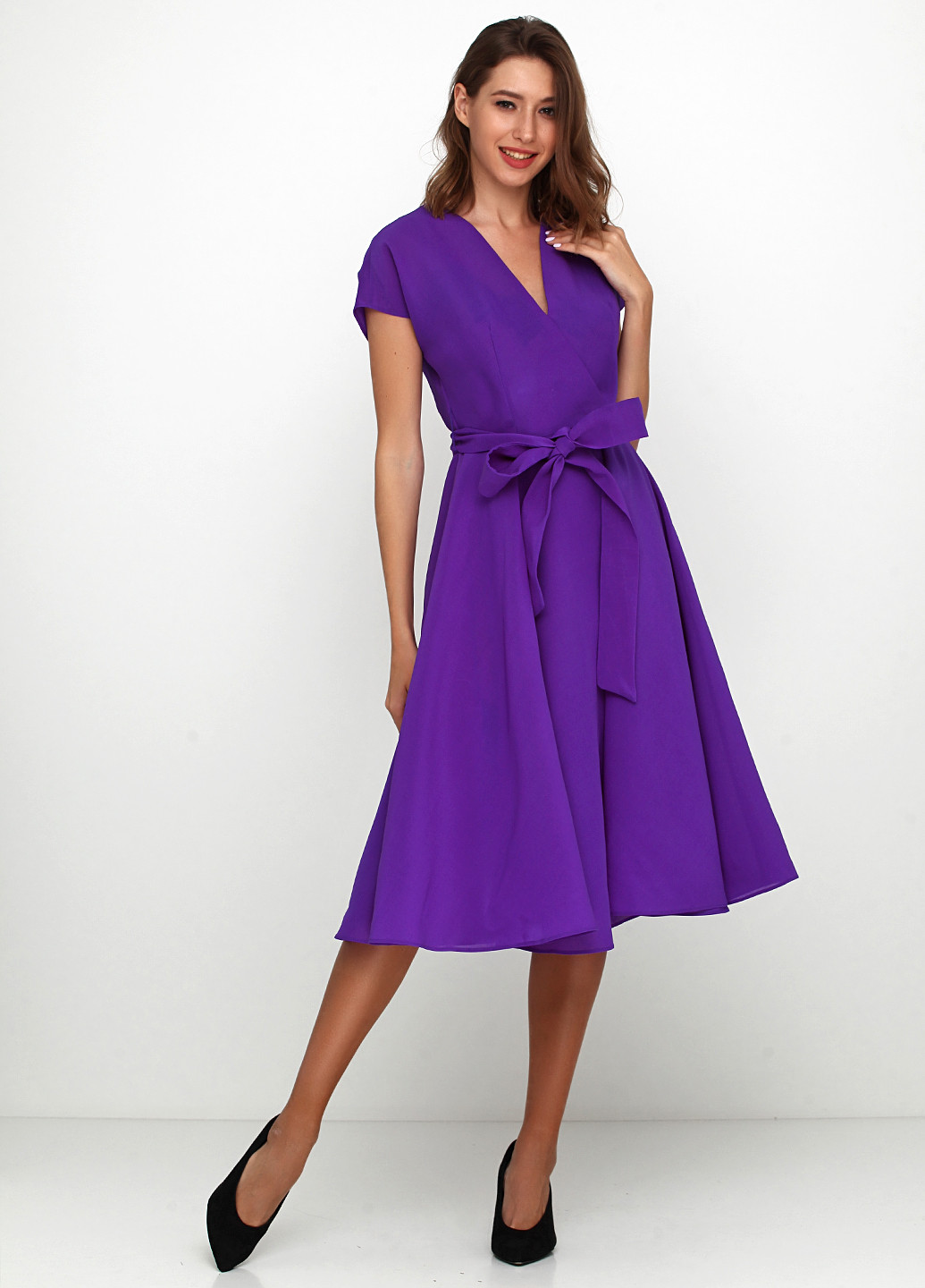 Фиолетовое коктейльное платье на запах Kristina Mamedova однотонное