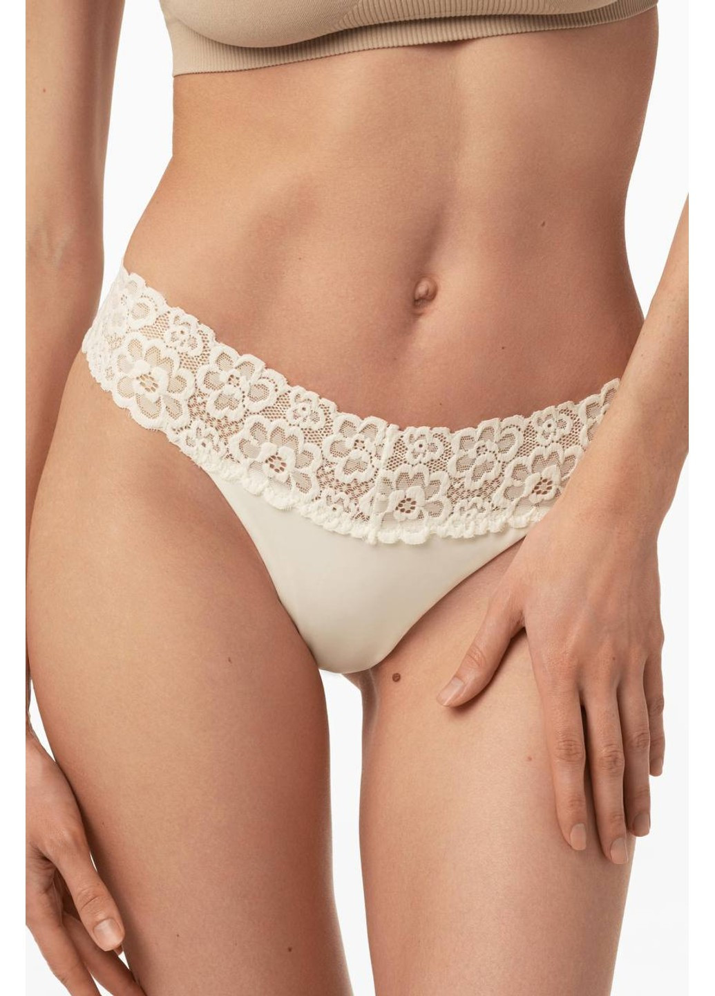 Бразиліани з V-подібною конструкцією з мережива білі Martina L5155B-M Luna (253197714)