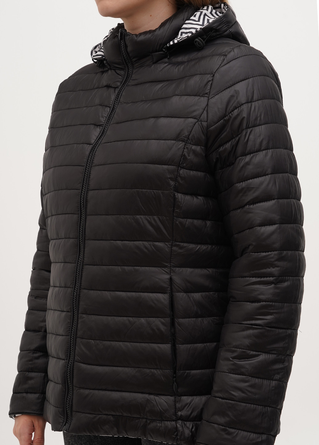 Чорна демісезонна куртка двостороння Minority