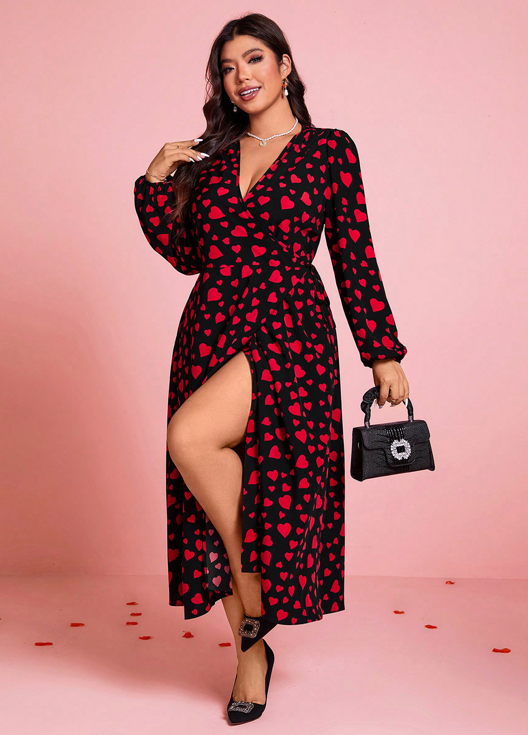 Чорна кежуал сукня на запах SHEIN сердечка