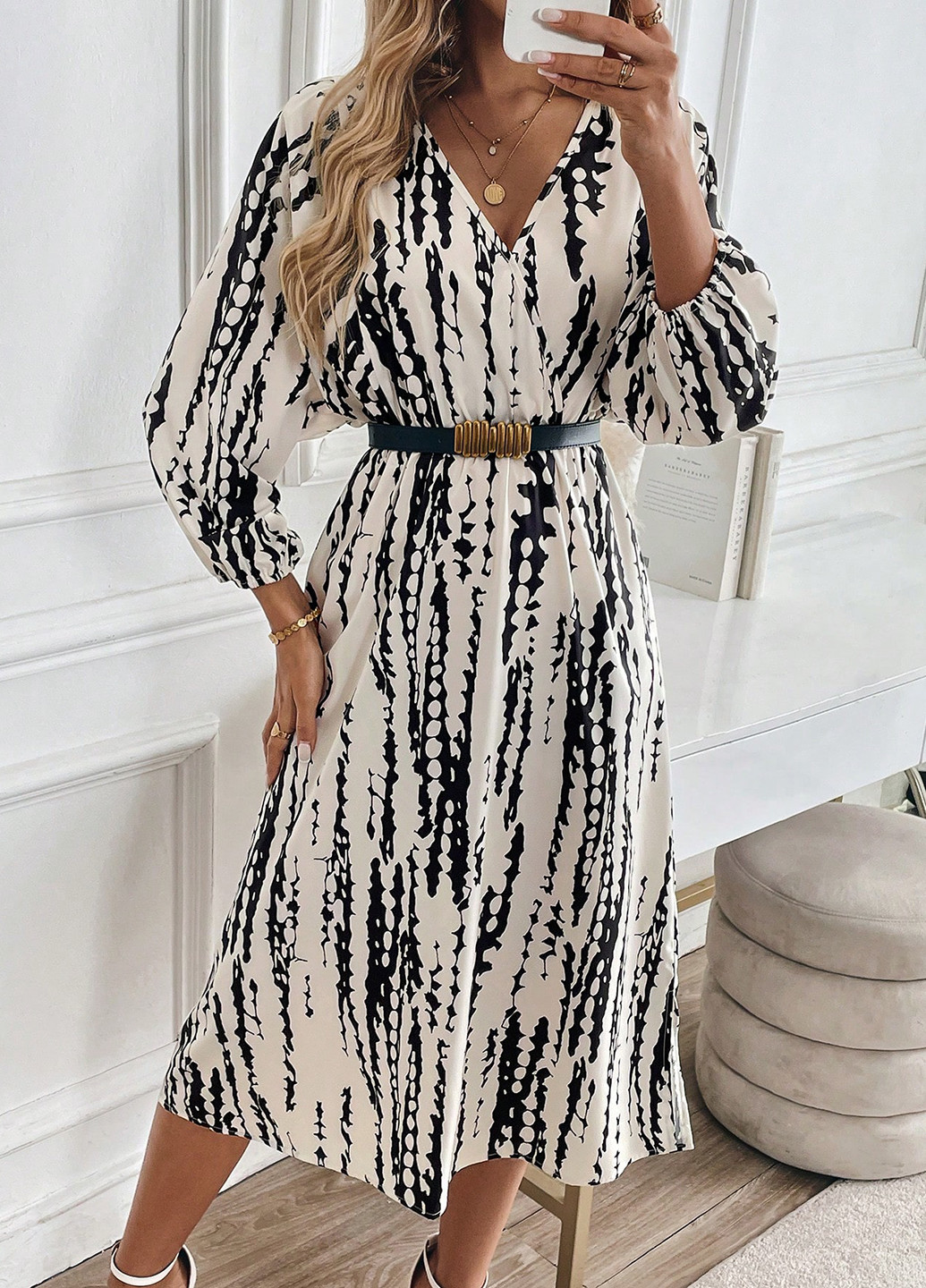 Чорно-білий кежуал сукня кльош SHEIN з абстрактним візерунком