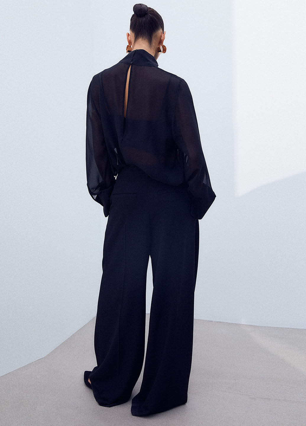 Чорна блуза H&M