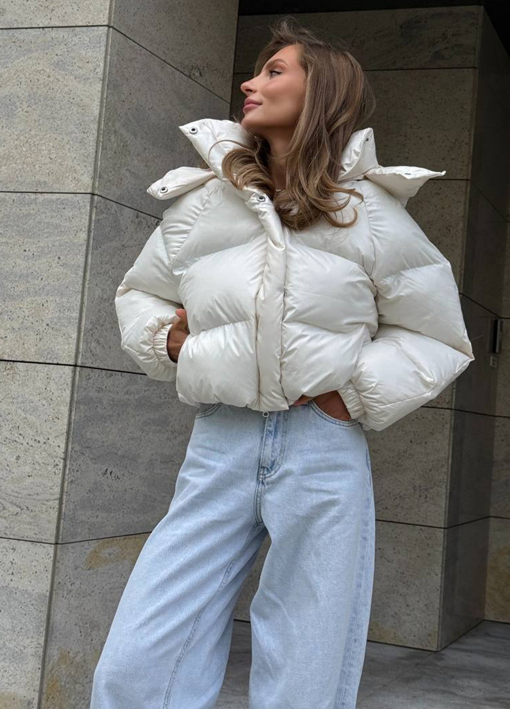 Молочна зимня куртка No Brand