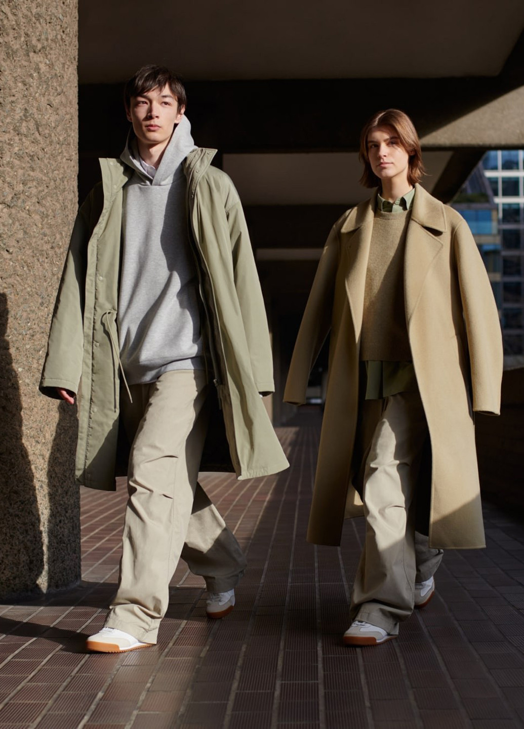 Бежеве демісезонне Пальто Uniqlo