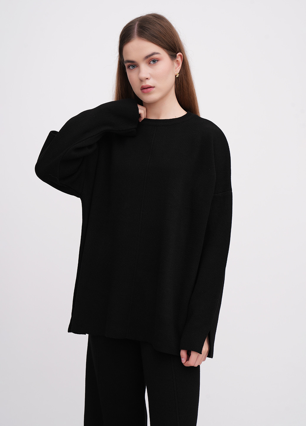 Черный демисезонный свитер EQUILIBRI