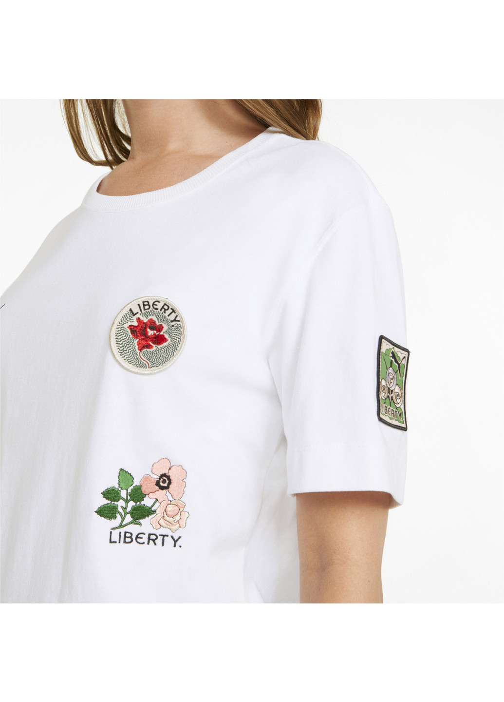 Белая всесезон футболка x liberty badge women's tee Puma