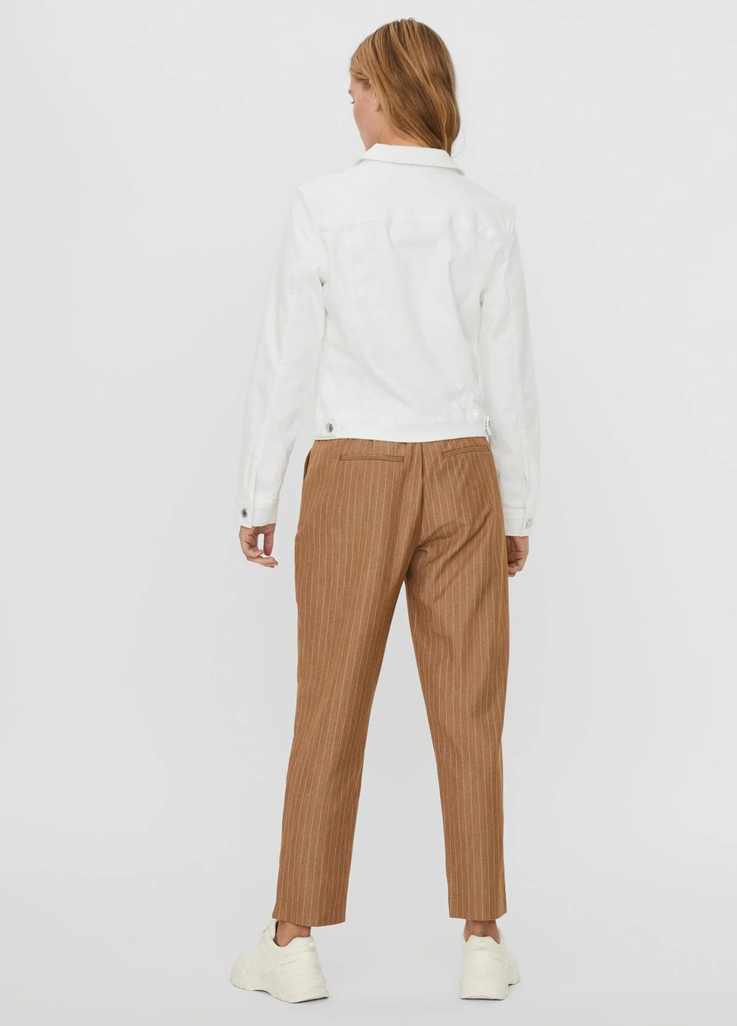 Біла демісезонна куртка Vero Moda