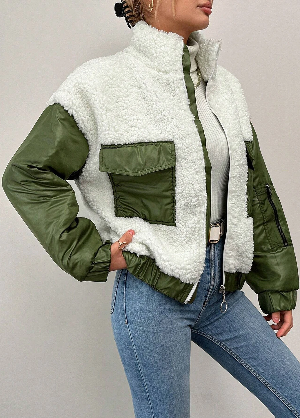 Біла демісезонна куртка SHEIN