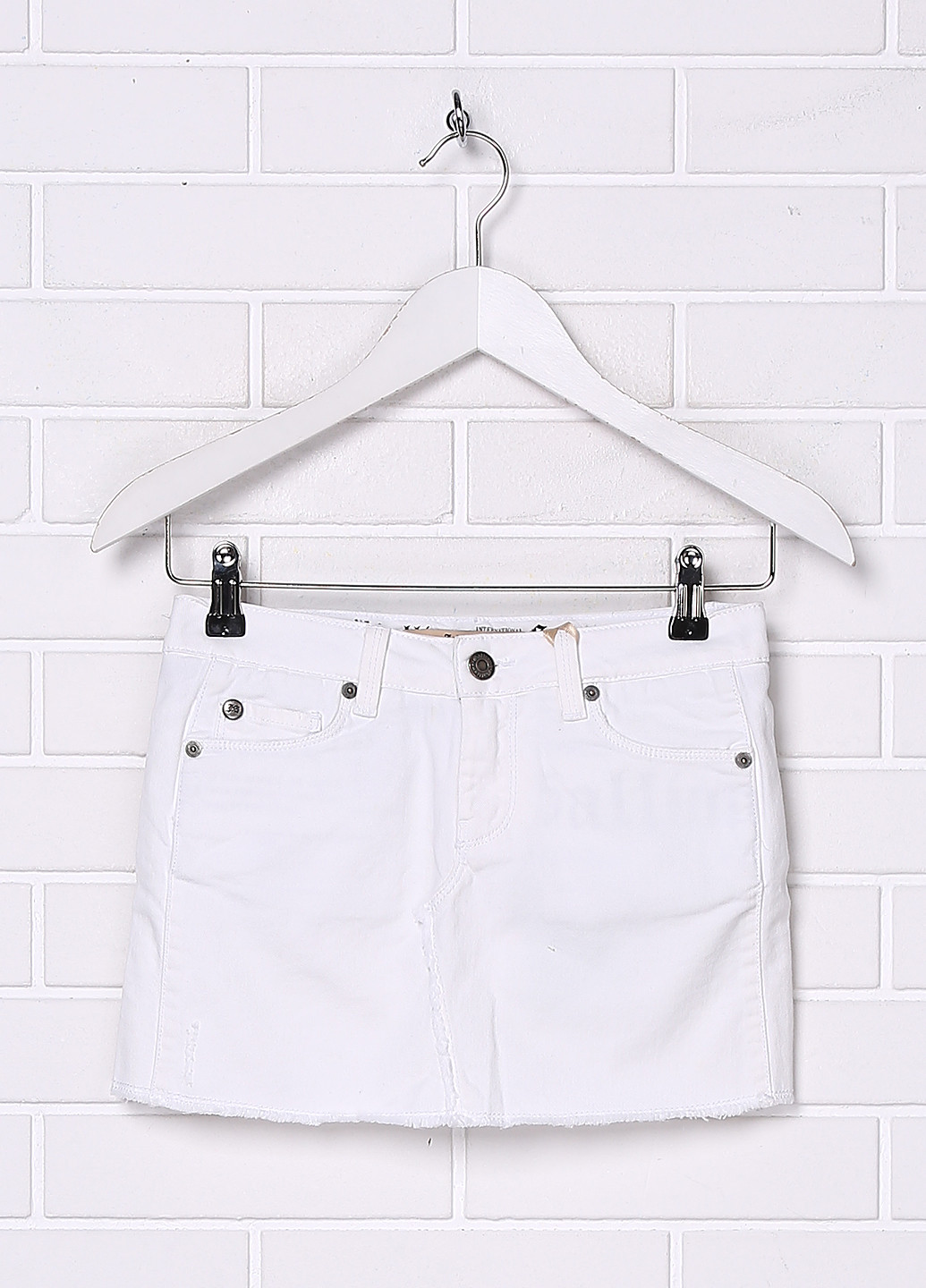 Белая джинсовая однотонная юбка John Galliano мини