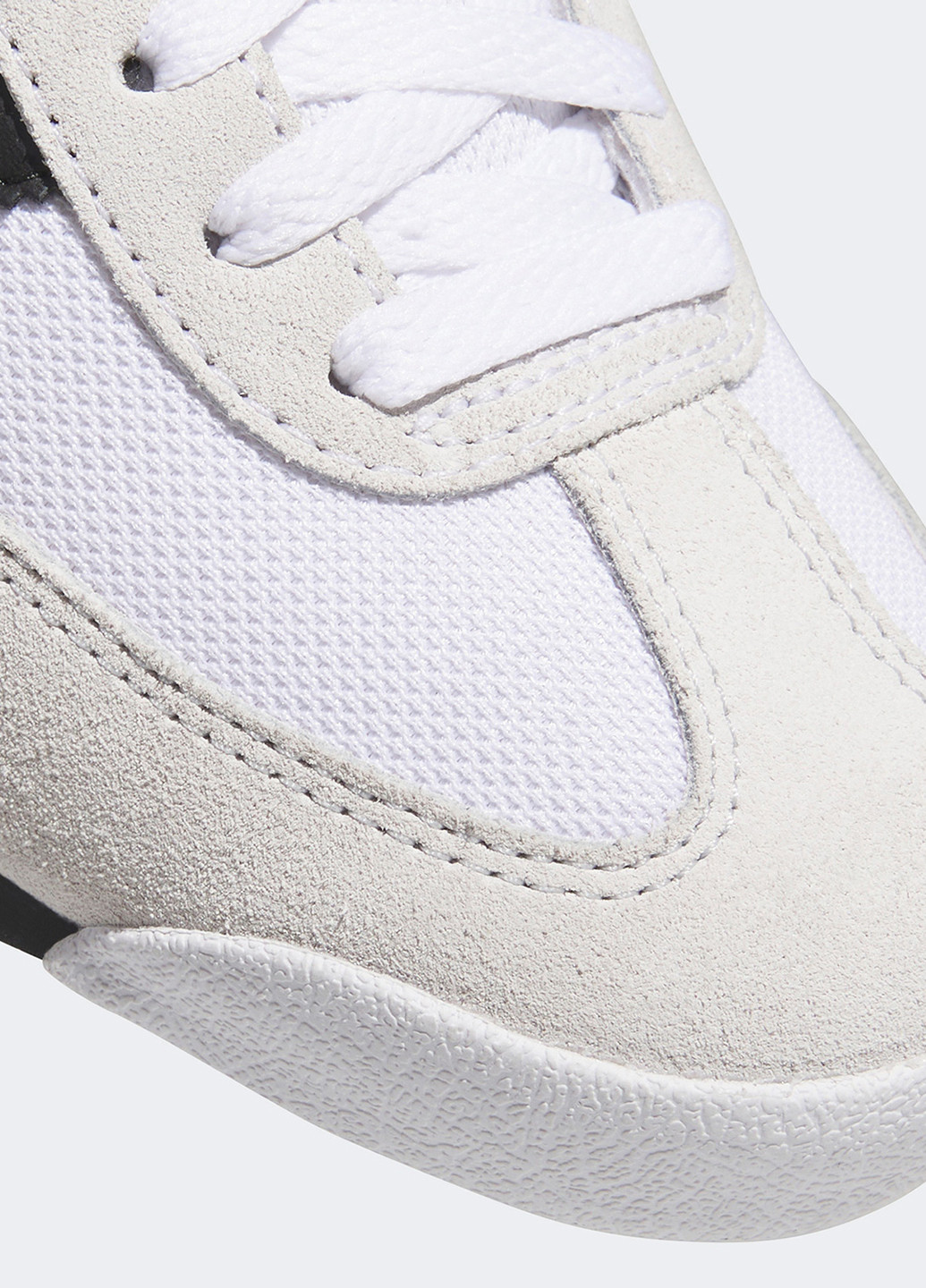 Світло-сірі Осінні кросівки adidas R71