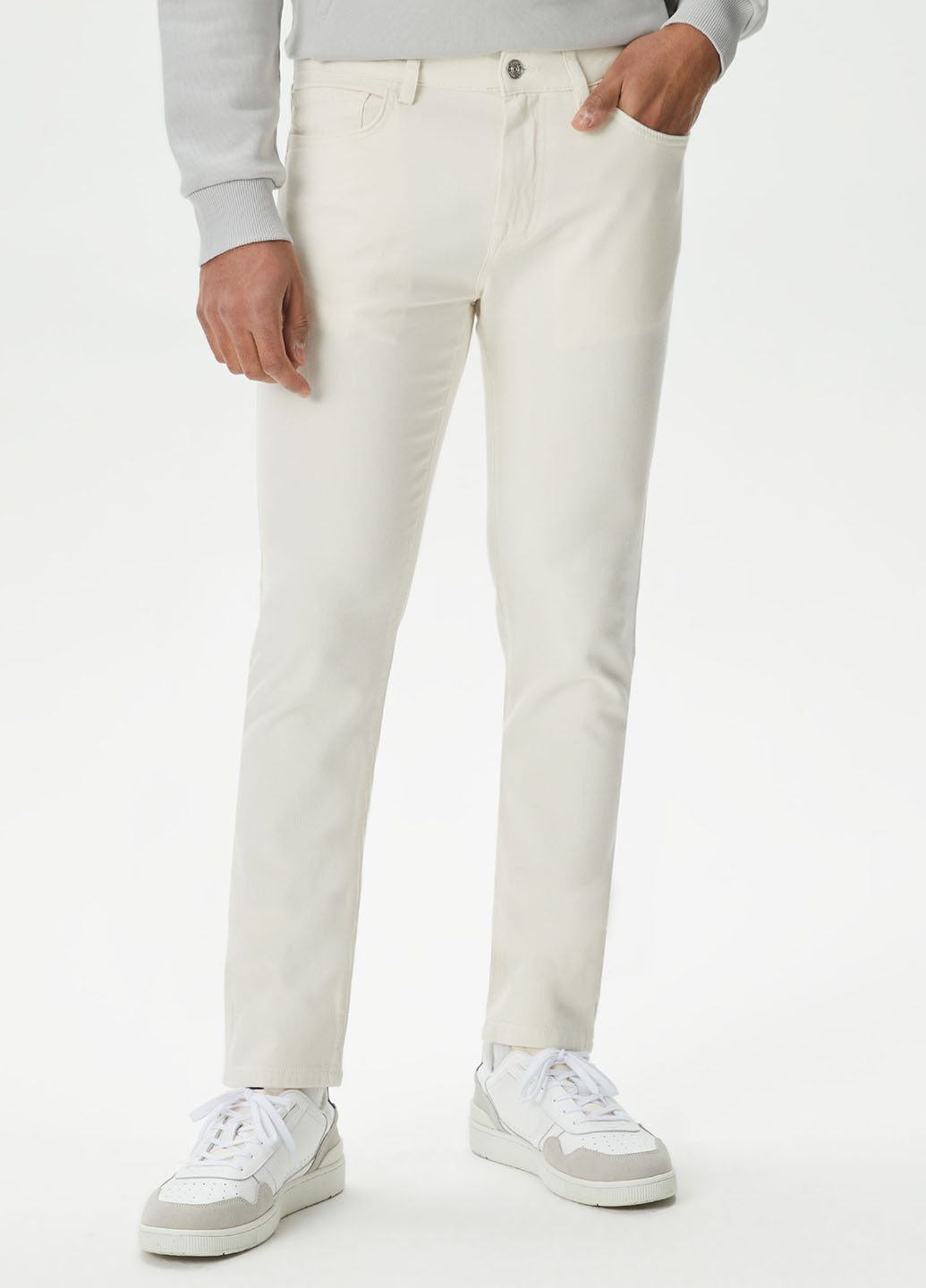 Кремовые кэжуал демисезонные зауженные брюки Lacoste
