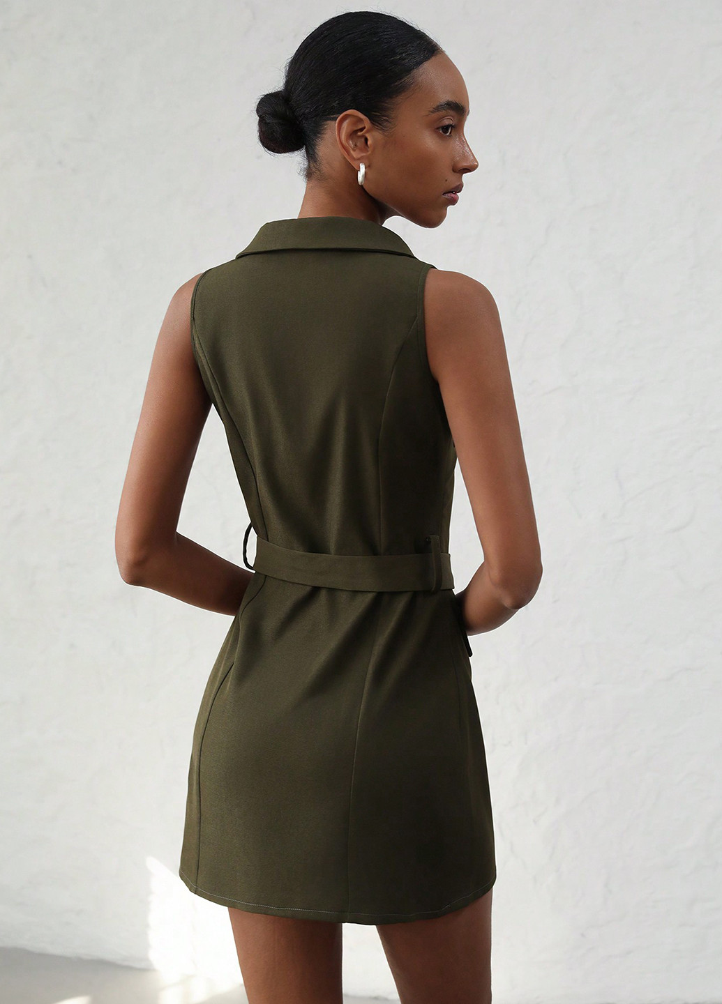 Оливкова (хакі) кежуал сукня а-силует SHEIN однотонна