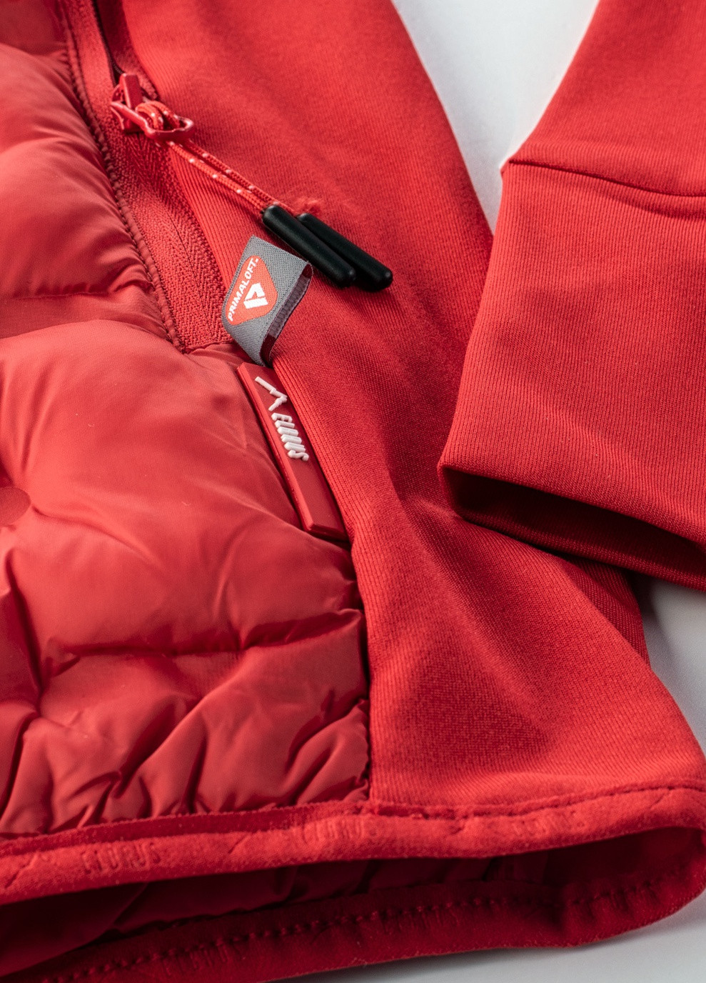 Красная куртка мужская демисезонная elim primaloft Elbrus