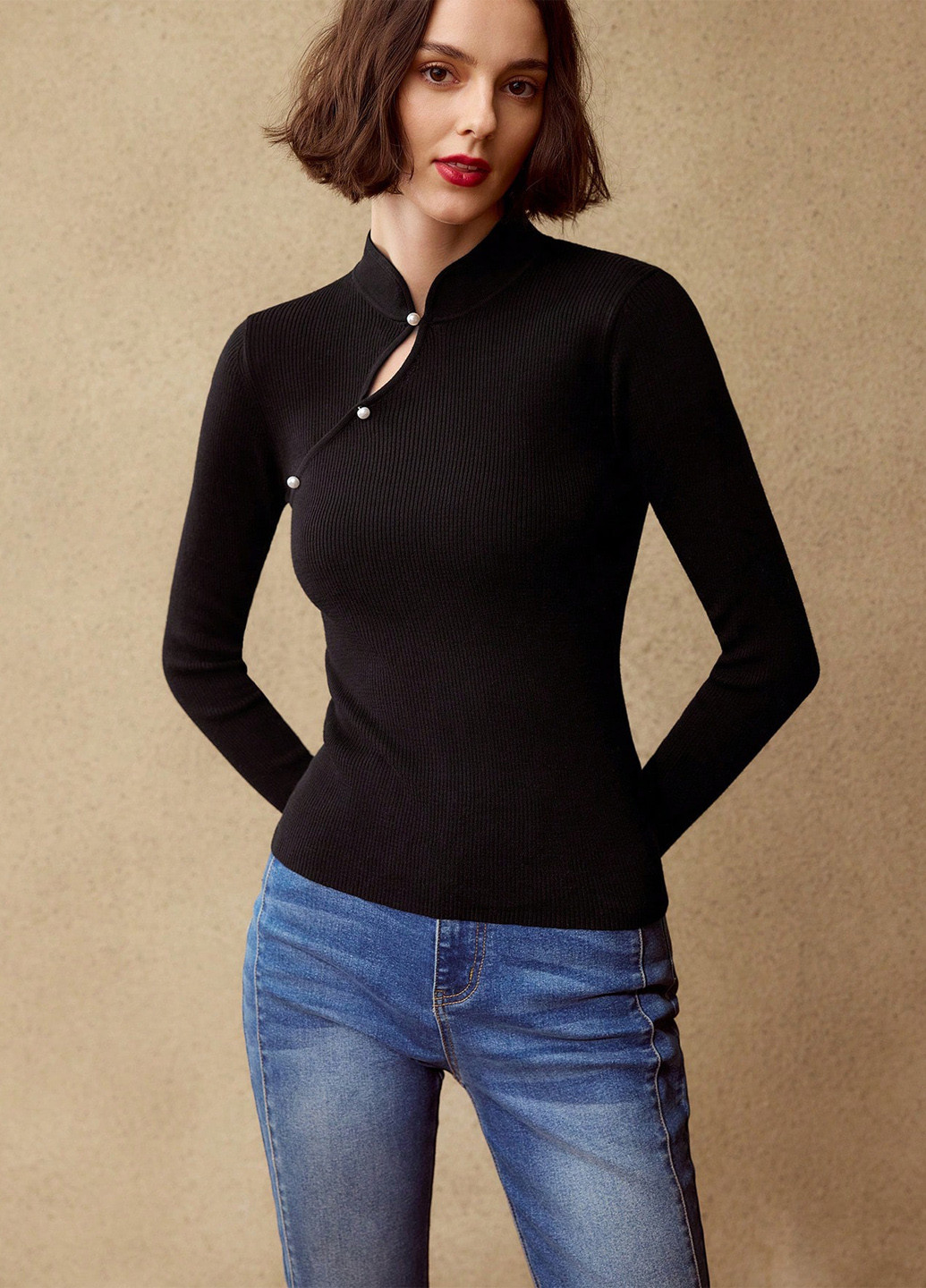 Чорний демісезонний светр SHEIN