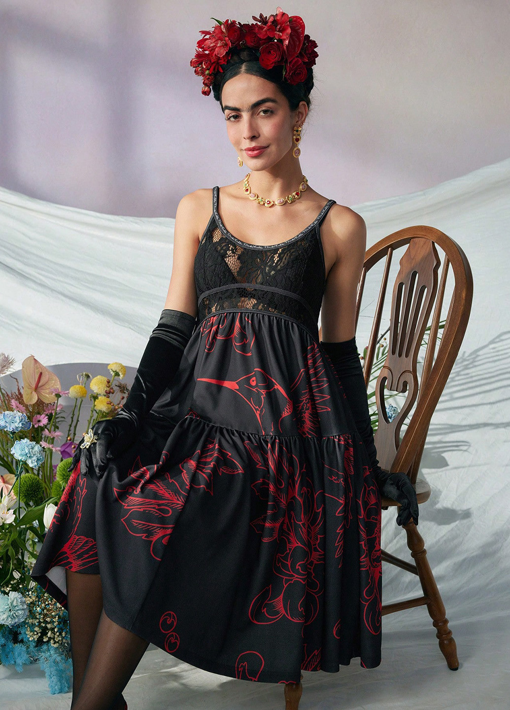 Чорна кежуал сукня в стилі армпір SHEIN з квітковим принтом