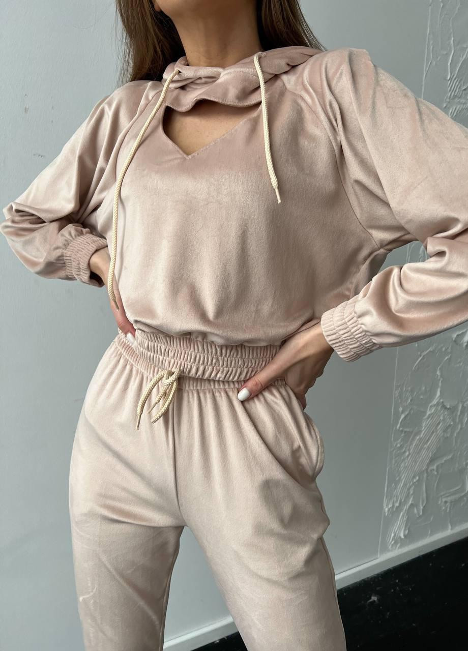 Женский велюровый костюм кофта и брюки бежевого цвета р.44/46 377155 New Trend (255997560)