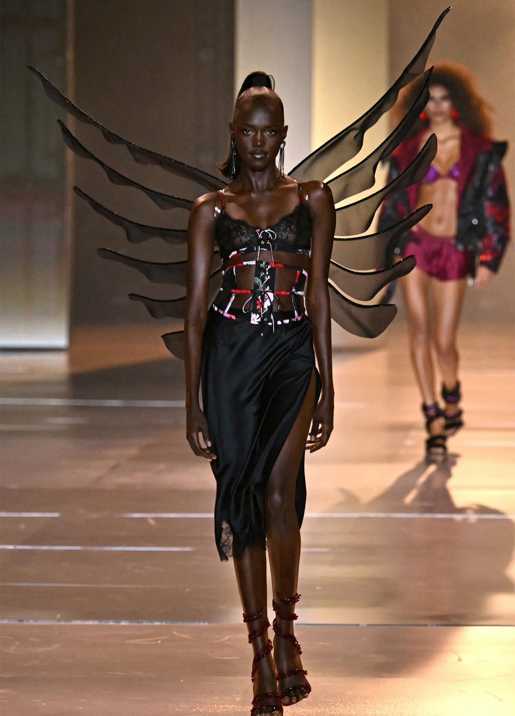 Чорний демісезонний комплект (корсет, трусики) Victoria's Secret