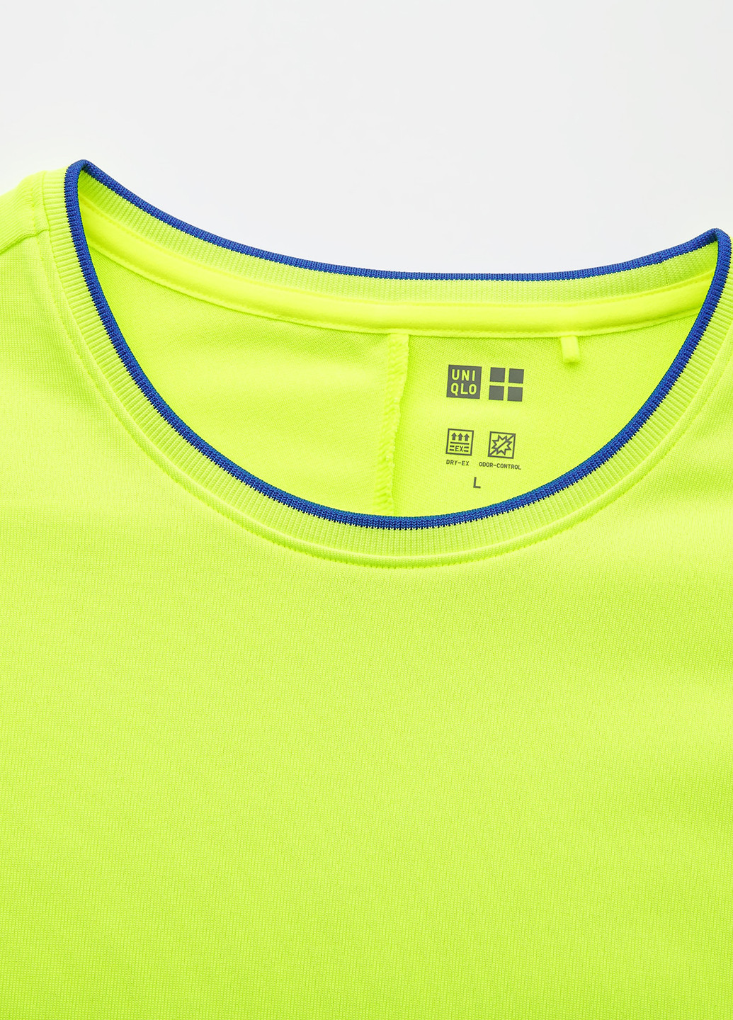 Кислотно-зеленая летняя футболка Uniqlo