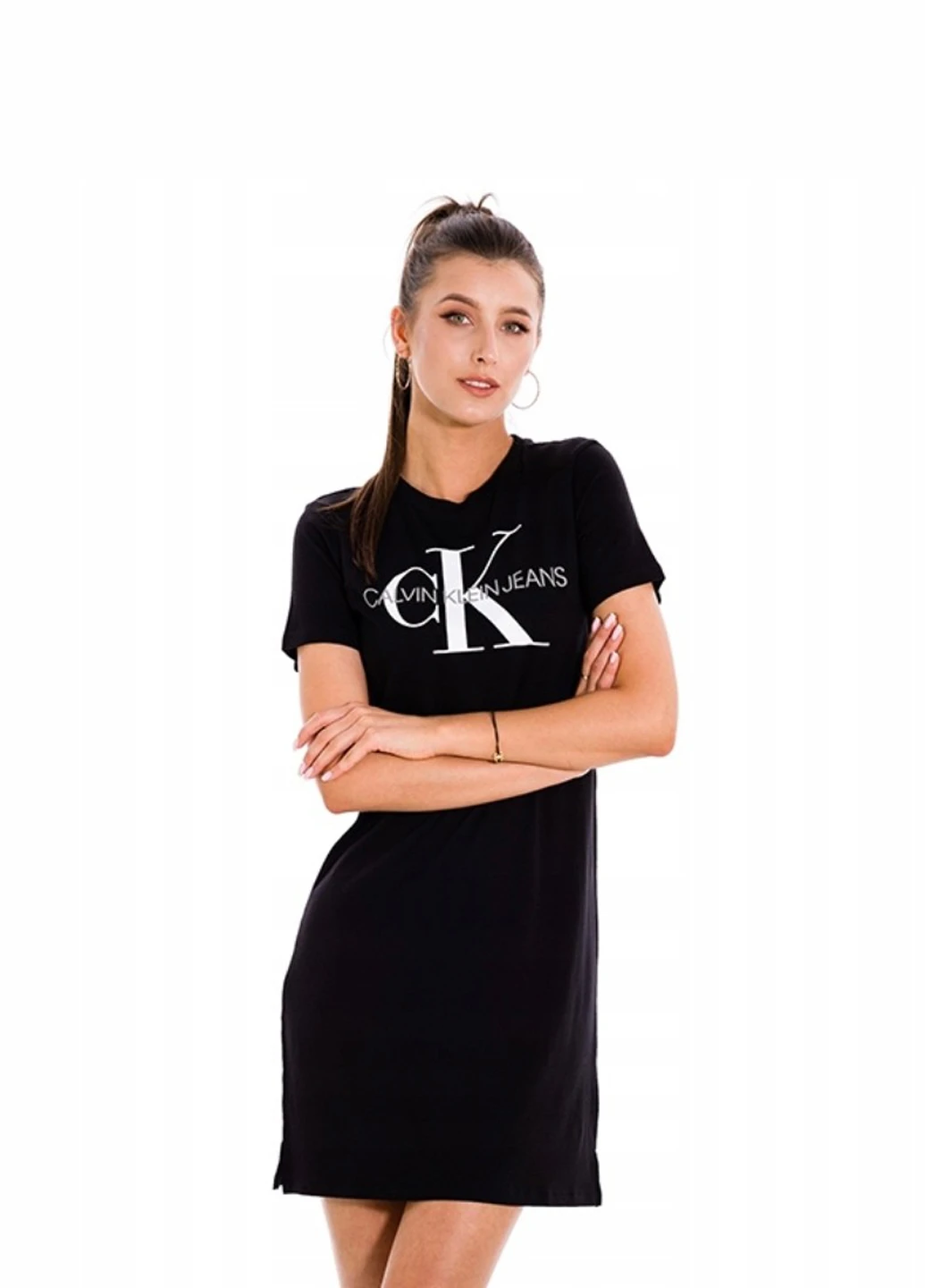 Черное кэжуал платье платье-футболка Calvin Klein с логотипом