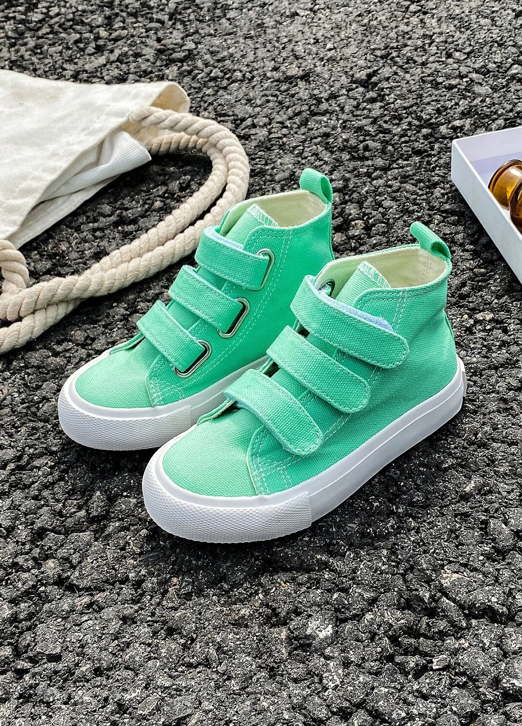 Зеленые кеды SHEIN